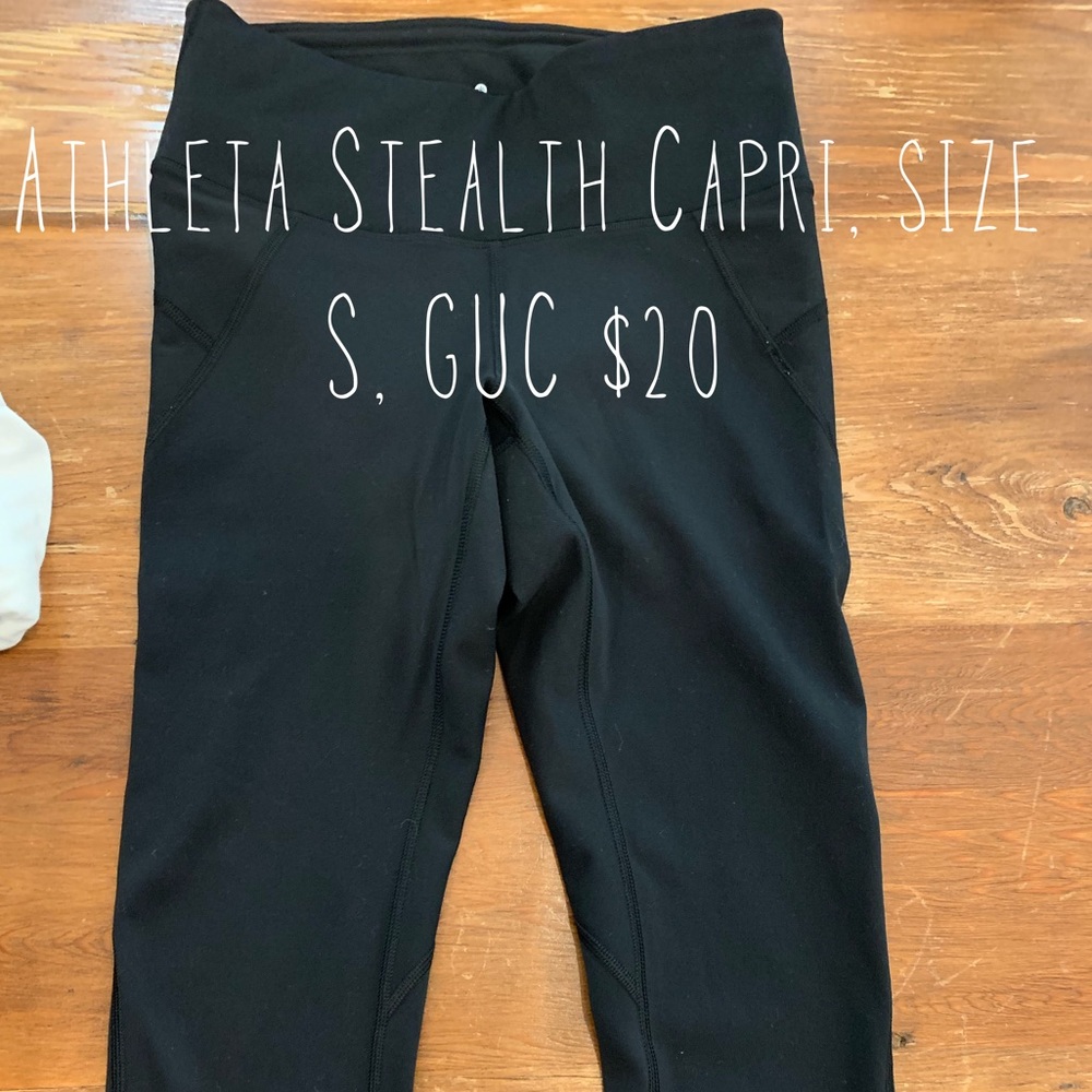 Athleta Stealth Capri, BLACK